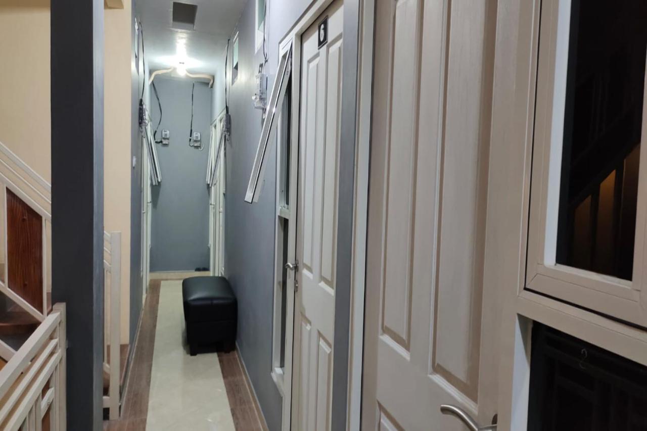 Oyo 91209 Arjuna Residence Syariah Sby Surabaya Exterior foto